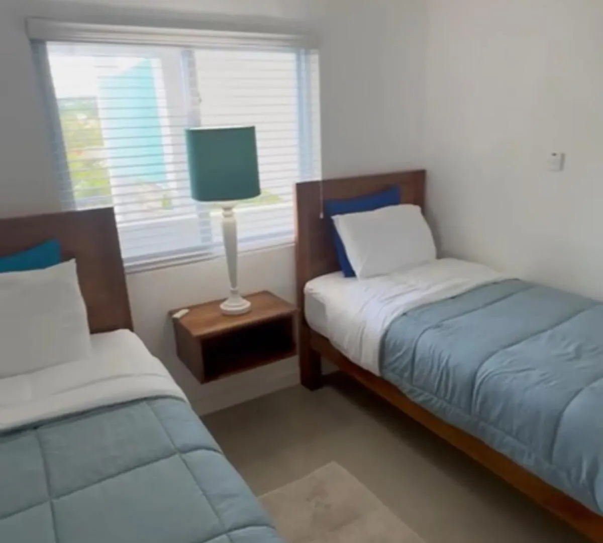 Watersedge - Condo In Tower Isle