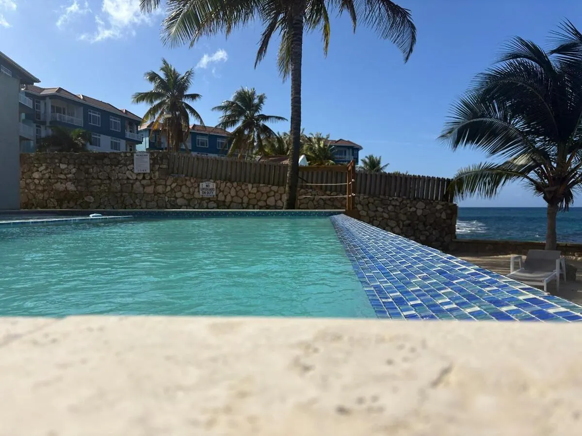Apartment Watersedge - Condo In Tower Isle