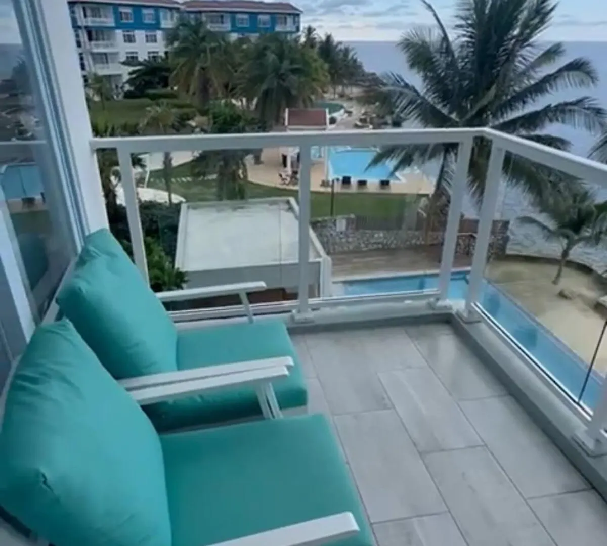 Watersedge - Condo In Tower Isle 0*,  Jamaica