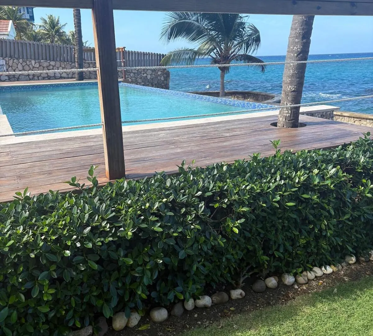 Apartment Watersedge - Condo In Tower Isle Jamaica