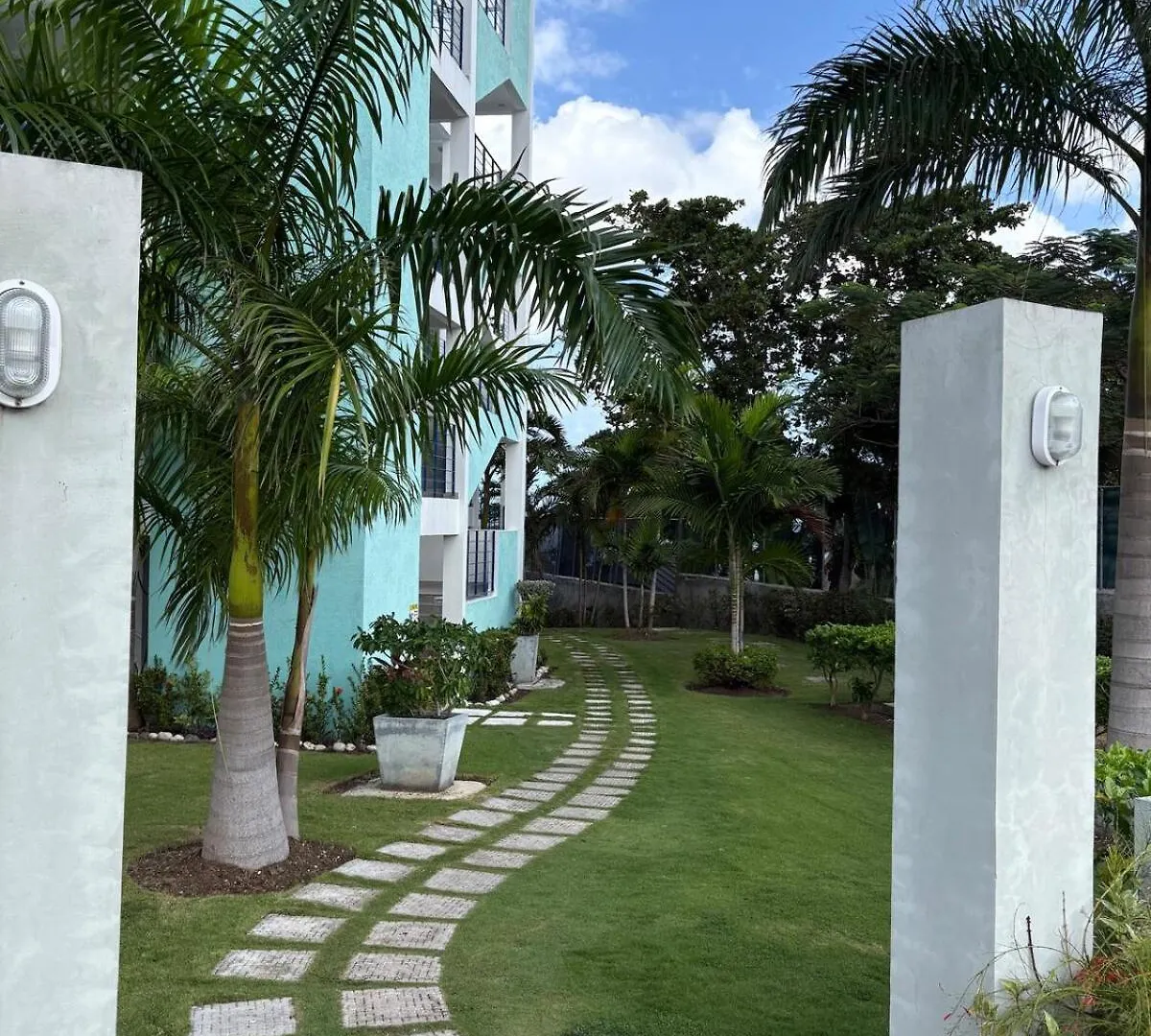 Watersedge - Condo In Tower Isle 0*,  Jamaica